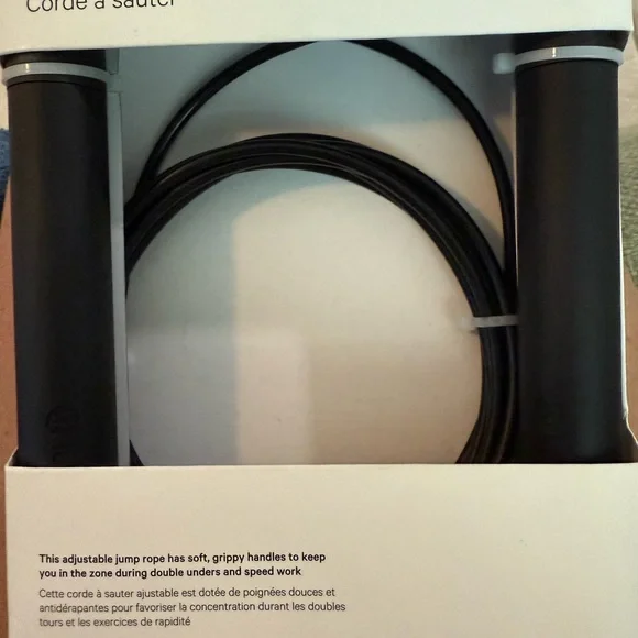 Lululemon Athletica Black Adjustable Jump Rope - Picture 2 of 3
